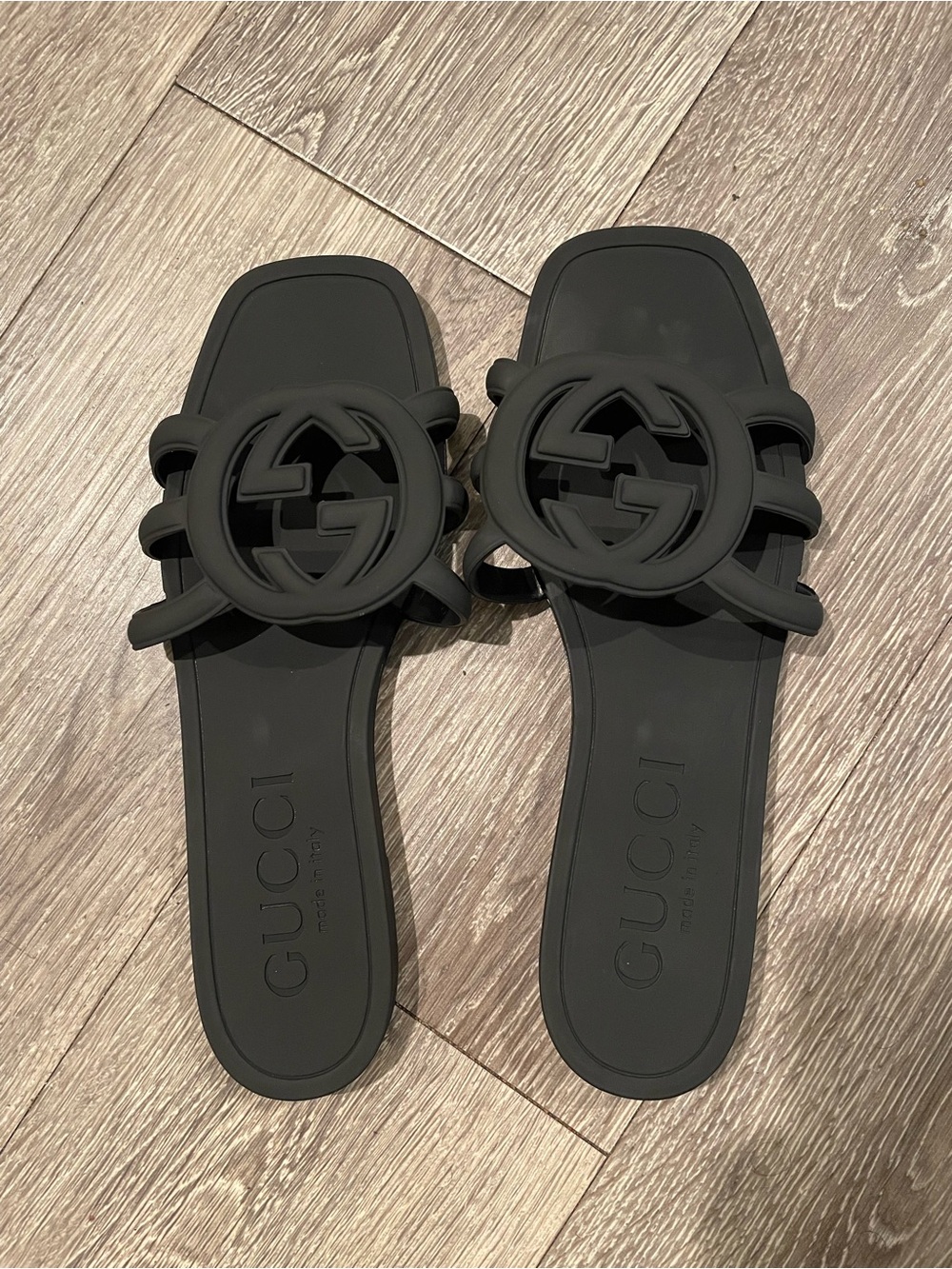 Gucci Black Rubber Logo Slide Sandals